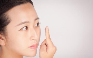 隐形眼镜降低多少度，隐形眼镜降低多少度合适